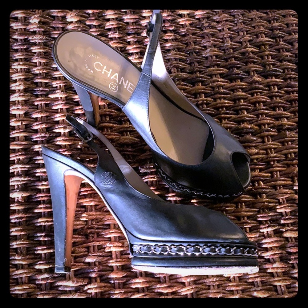 100% authentic Chanel shoes